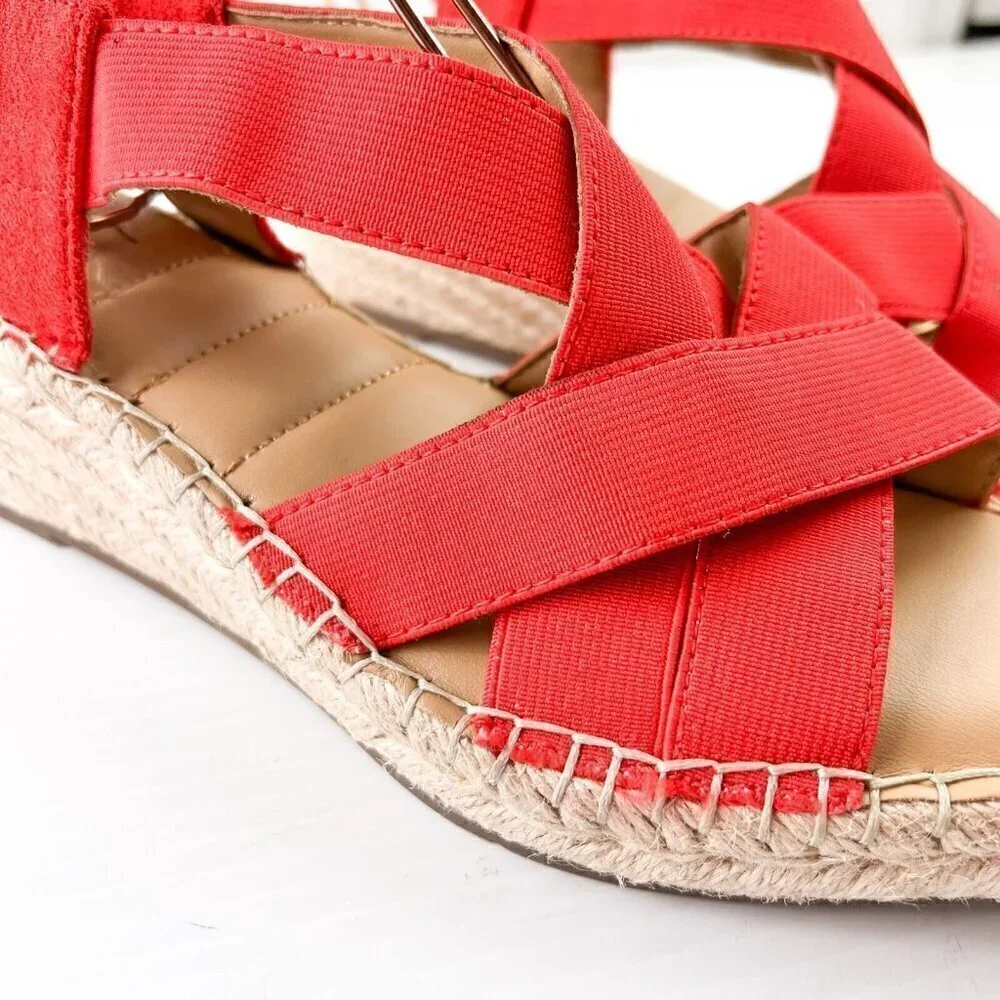 Me Too Casey Mini-Wedge Textile Criss Cross Open Toe Red Sandal Womens Size 8M